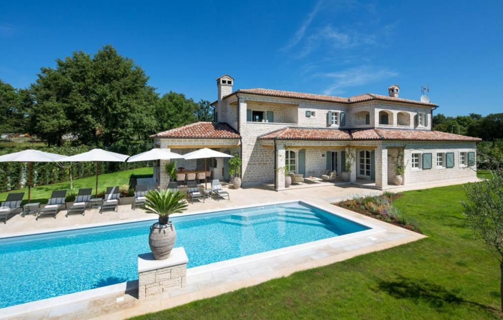 Beautiful Villa Nevia With Pool In Kanfanar Exterior foto